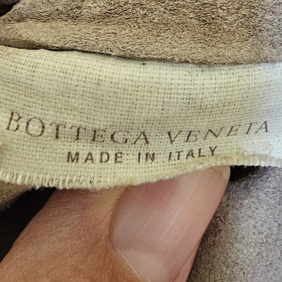Authentic Bottega Veneta wallet/pouch - Picture 10 of 13